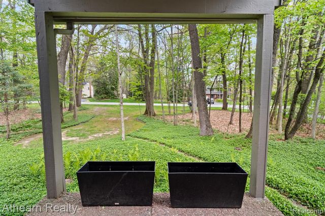 5126 Braddock Court, Brighton, MI 48114