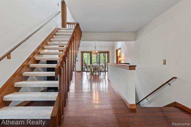 5126 Braddock Court, Brighton, MI 48114