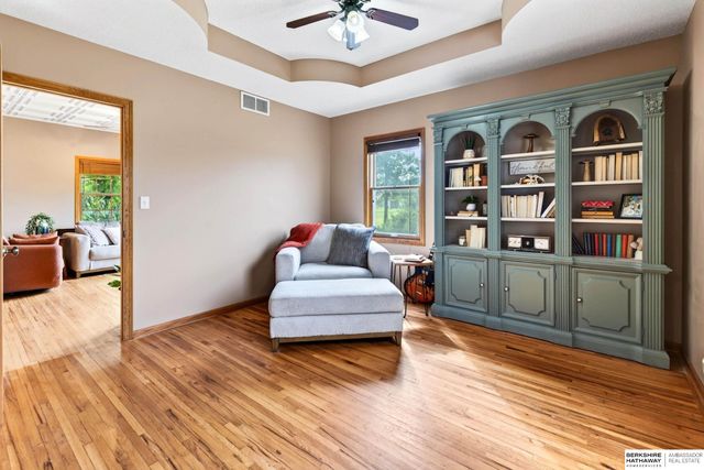 5601 Grace Lane, Lincoln, NE 68527