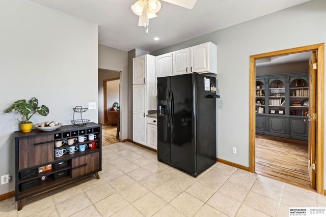 5601 Grace Lane, Lincoln, NE 68527