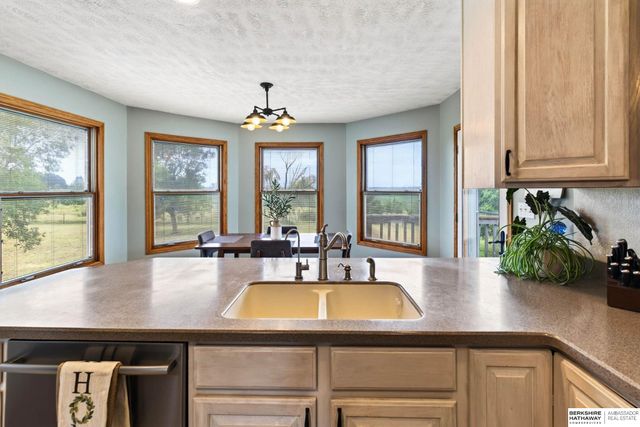 5601 Grace Lane, Lincoln, NE 68527