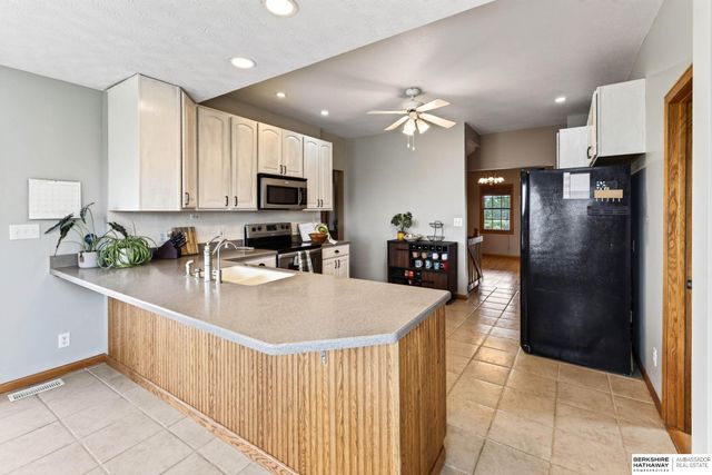 5601 Grace Lane, Lincoln, NE 68527