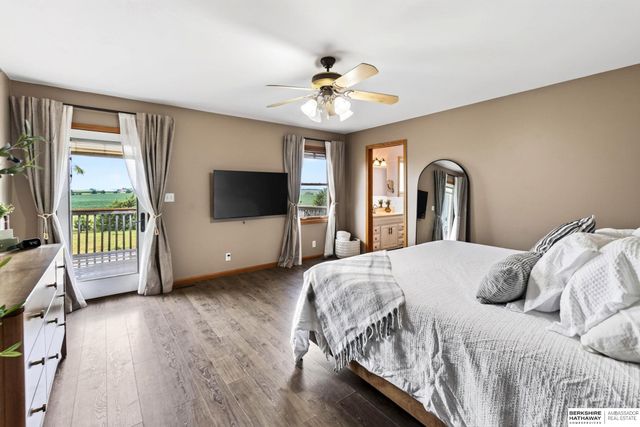5601 Grace Lane, Lincoln, NE 68527