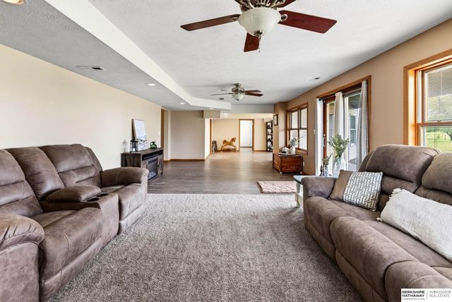 5601 Grace Lane, Lincoln, NE 68527