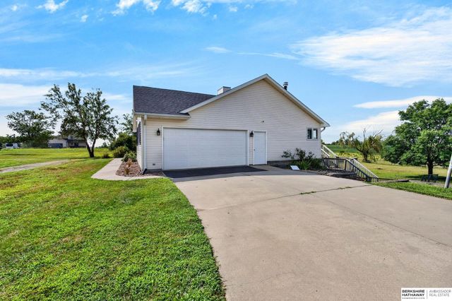 5601 Grace Lane, Lincoln, NE 68527