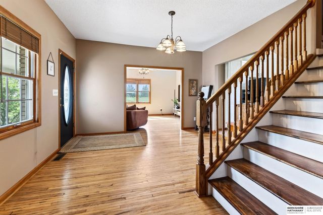 5601 Grace Lane, Lincoln, NE 68527
