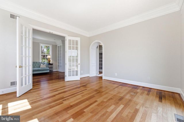 15018 CLOVER HILL RD, Waterford, VA 20197