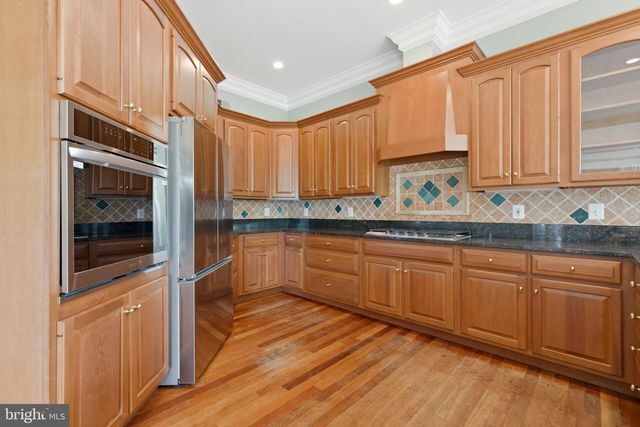 15018 CLOVER HILL RD, Waterford, VA 20197
