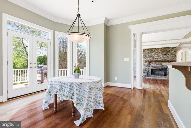 15018 CLOVER HILL RD, Waterford, VA 20197