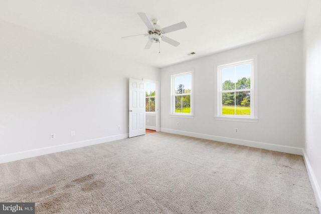 15018 CLOVER HILL RD, Waterford, VA 20197