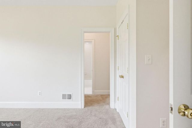 15018 CLOVER HILL RD, Waterford, VA 20197