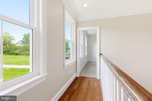 15018 CLOVER HILL RD, Waterford, VA 20197