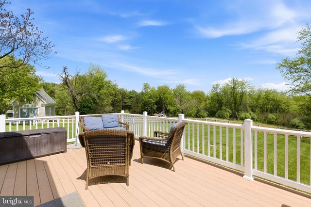 15018 CLOVER HILL RD, Waterford, VA 20197