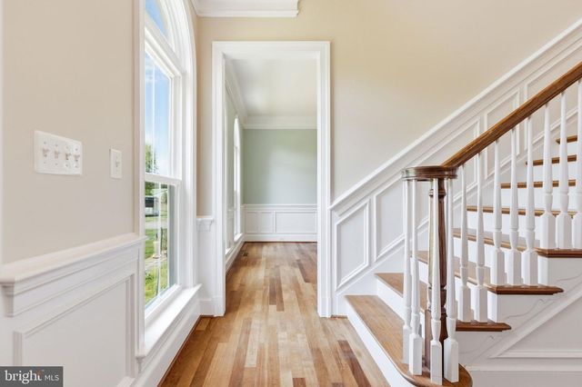 15018 CLOVER HILL RD, Waterford, VA 20197