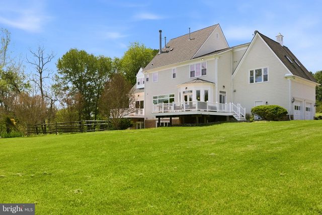 15018 CLOVER HILL RD, Waterford, VA 20197