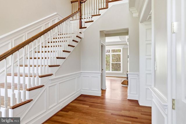 15018 CLOVER HILL RD, Waterford, VA 20197