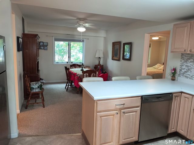 1427 Windward Road 1427, Milford, CT 06461