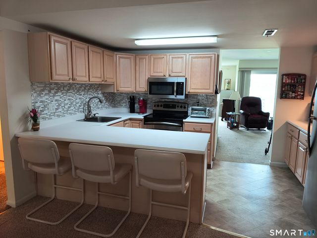 1427 Windward Road 1427, Milford, CT 06461