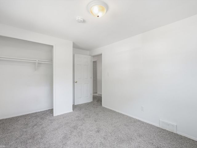 28678 Hales Street, Madison Heights, MI 48071