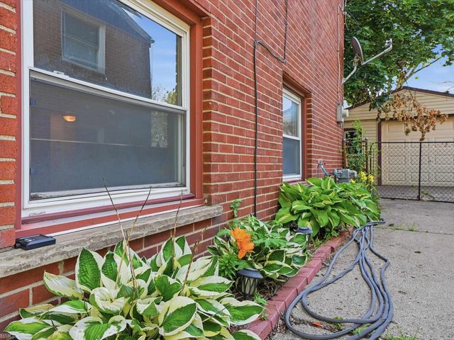28678 Hales Street, Madison Heights, MI 48071