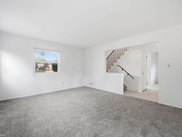 28678 Hales Street, Madison Heights, MI 48071