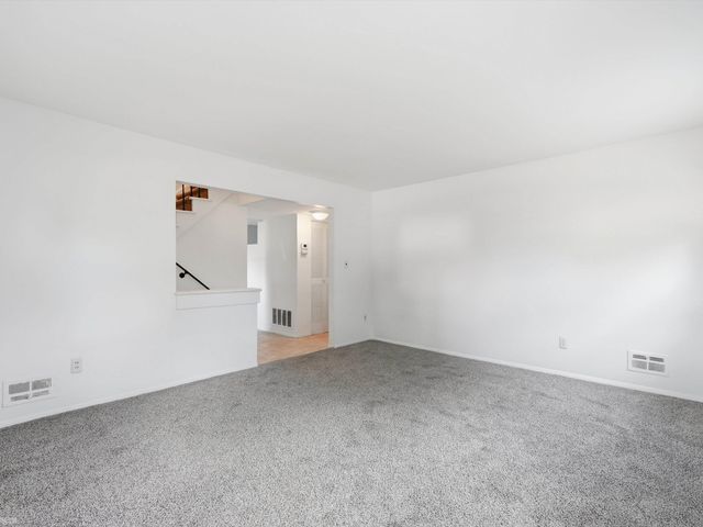 28678 Hales Street, Madison Heights, MI 48071