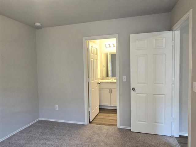 154 Bellewood Manor Drive, Magnolia, TX 77354