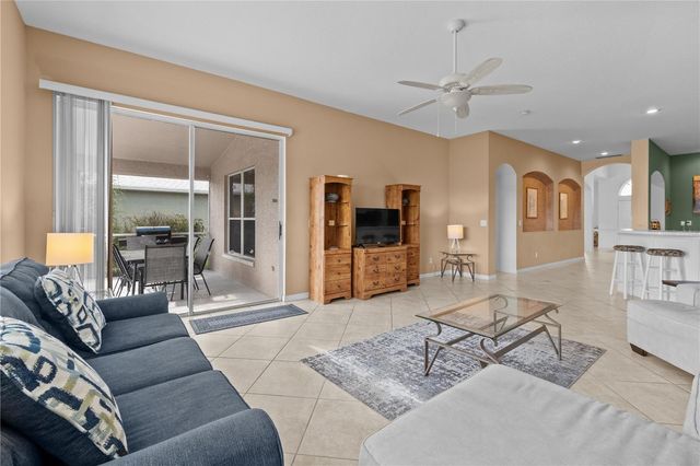 4805 BOOKELIA CIRCLE, Bradenton, FL 34203