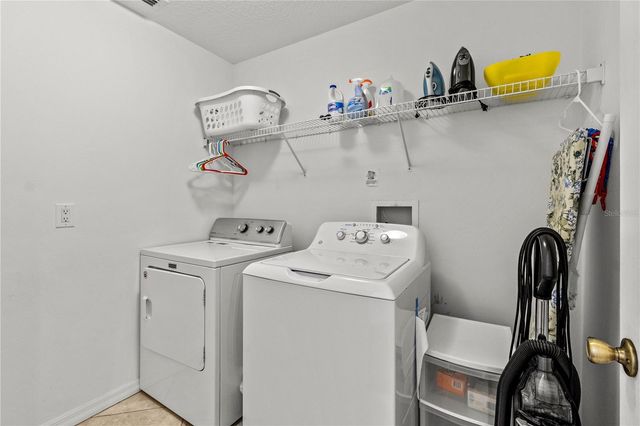 4805 BOOKELIA CIRCLE, Bradenton, FL 34203