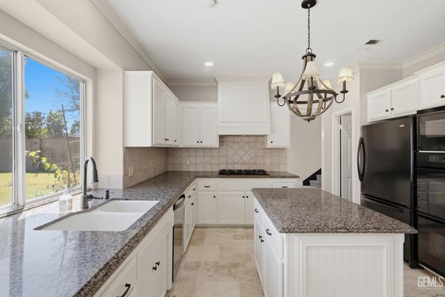 7309 Calle Los Batiquitos, Bakersfield, CA 93309