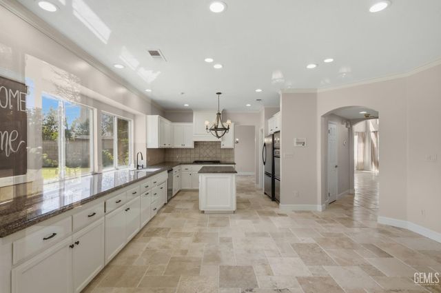 7309 Calle Los Batiquitos, Bakersfield, CA 93309