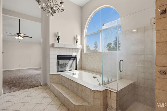 7309 Calle Los Batiquitos, Bakersfield, CA 93309