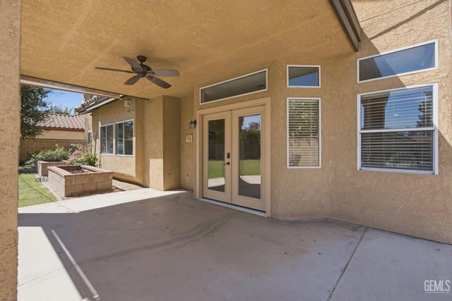 7309 Calle Los Batiquitos, Bakersfield, CA 93309