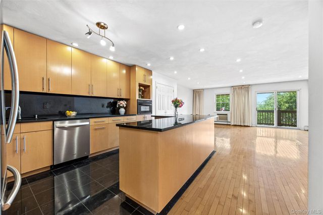 207-23 Darren Drive 2nd Floor, Bayside, NY 11360