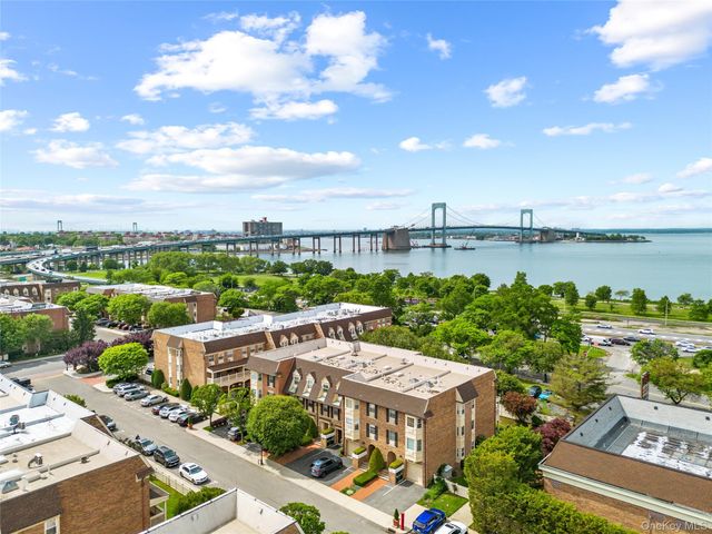 207-23 Darren Drive 2nd Floor, Bayside, NY 11360