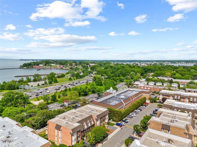 207-23 Darren Drive 2nd Floor, Bayside, NY 11360