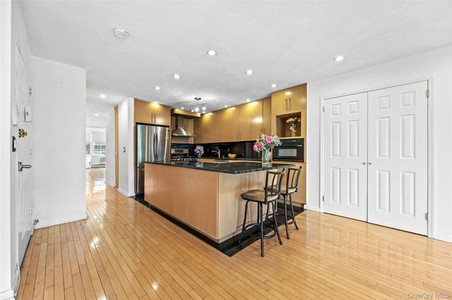 207-23 Darren Drive 2nd Floor, Bayside, NY 11360