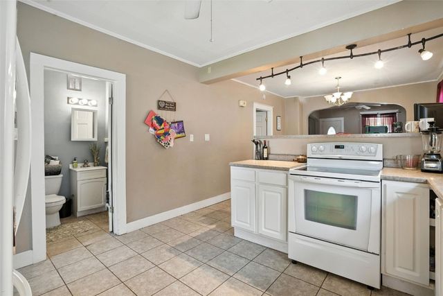 712 8th Street, Cedar Rapids, IA 52404