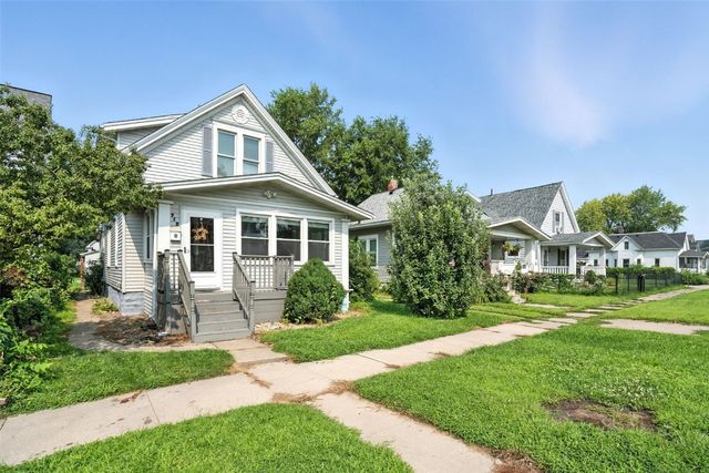 712 8th Street, Cedar Rapids, IA 52404