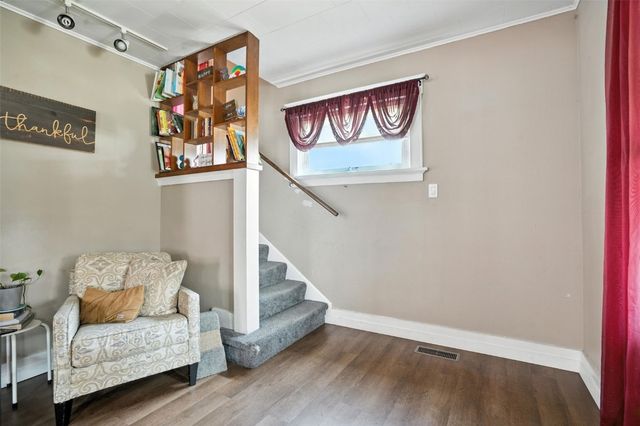 712 8th Street, Cedar Rapids, IA 52404