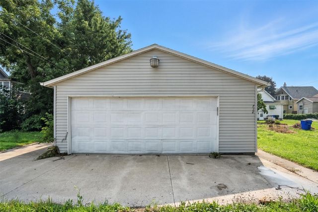 712 8th Street, Cedar Rapids, IA 52404