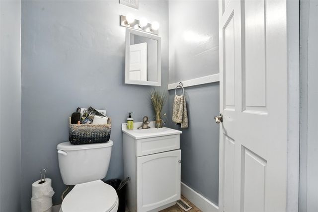 712 8th Street, Cedar Rapids, IA 52404