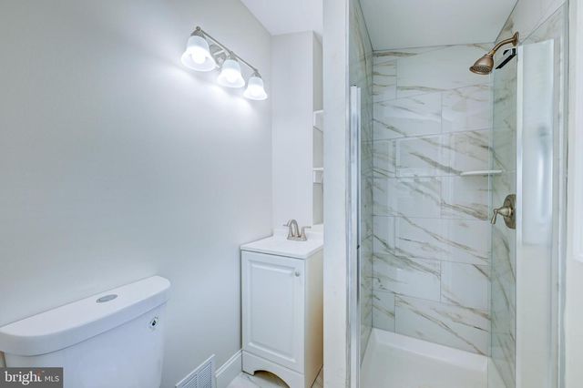 1005 JEFFREY LN, Langhorne, PA 19047