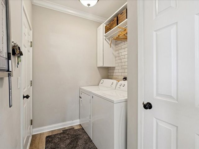 704 Brighton Circle, Port Barrington, IL 60010