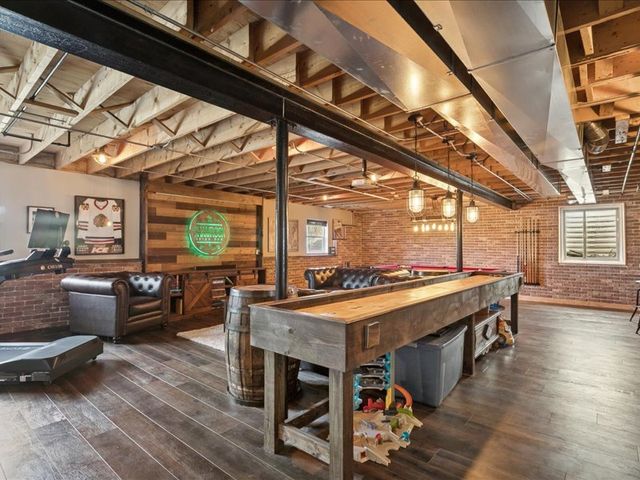 704 Brighton Circle, Port Barrington, IL 60010