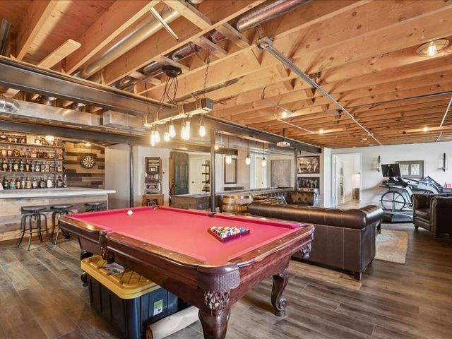 704 Brighton Circle, Port Barrington, IL 60010