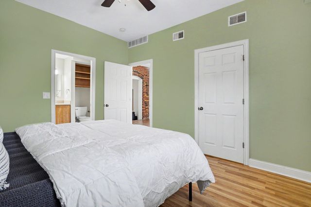 163 Portage Street, Kalamazoo City, MI 49007