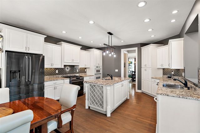 5052 S Dickinson Court, Saint Joseph, MI 49085