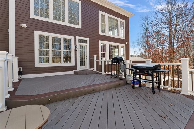 5052 S Dickinson Court, Saint Joseph, MI 49085