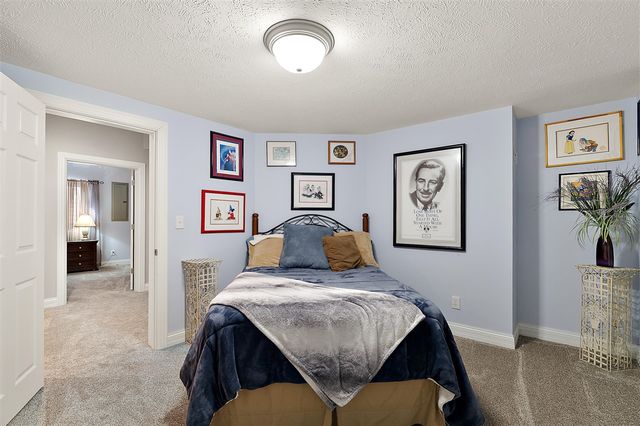 5052 S Dickinson Court, Saint Joseph, MI 49085